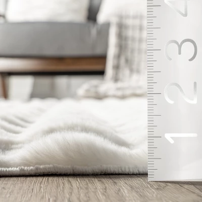 NuLOOM Jeni Solid Faux Rabbit Machine Washable Area Rug 4 NuLOOM Jeni Solid Faux Rabbit Machine Washable Area Rug - Image 2