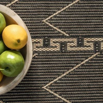 NuLOOM Ivonne Chevron Indoor/Outdoor Patio Area Rug 7 NuLOOM Ivonne Chevron Indoor/Outdoor Patio Area Rug - Image 5