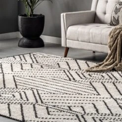 NuLOOM Tatiana Soft Shaggy Textured Modern Diamond Fringe Area Rug -Adesso Store GUEST 41a0bd9e 444b 4976 a4b0 a1657a181d0e