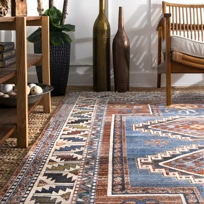 NuLOOM Vintage Kathryn Aztec Tassel Area Rug 8 NuLOOM Vintage Kathryn Aztec Tassel Area Rug - Image 6