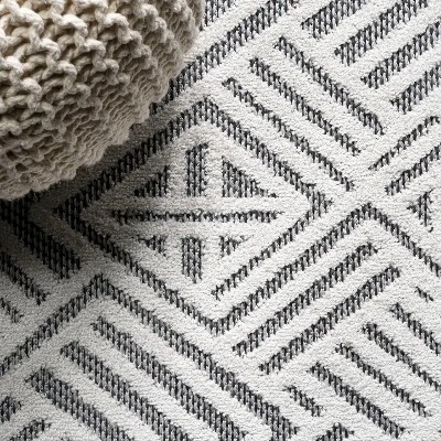 Jordan High-Low Pile Art Deco Geometric Indoor/Outdoor Area Rug - JONATHAN Y 4 Jordan High-Low Pile Art Deco Geometric Indoor/Outdoor Area Rug - JONATHAN Y - Image 2