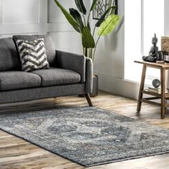 NuLOOM Vintage Melani Medallion Fringe Area Rug